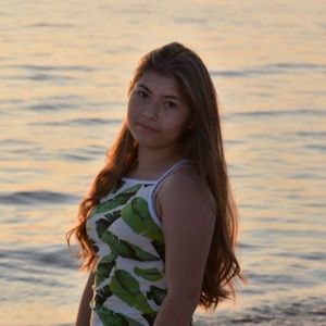 Meet your Posher, Abby